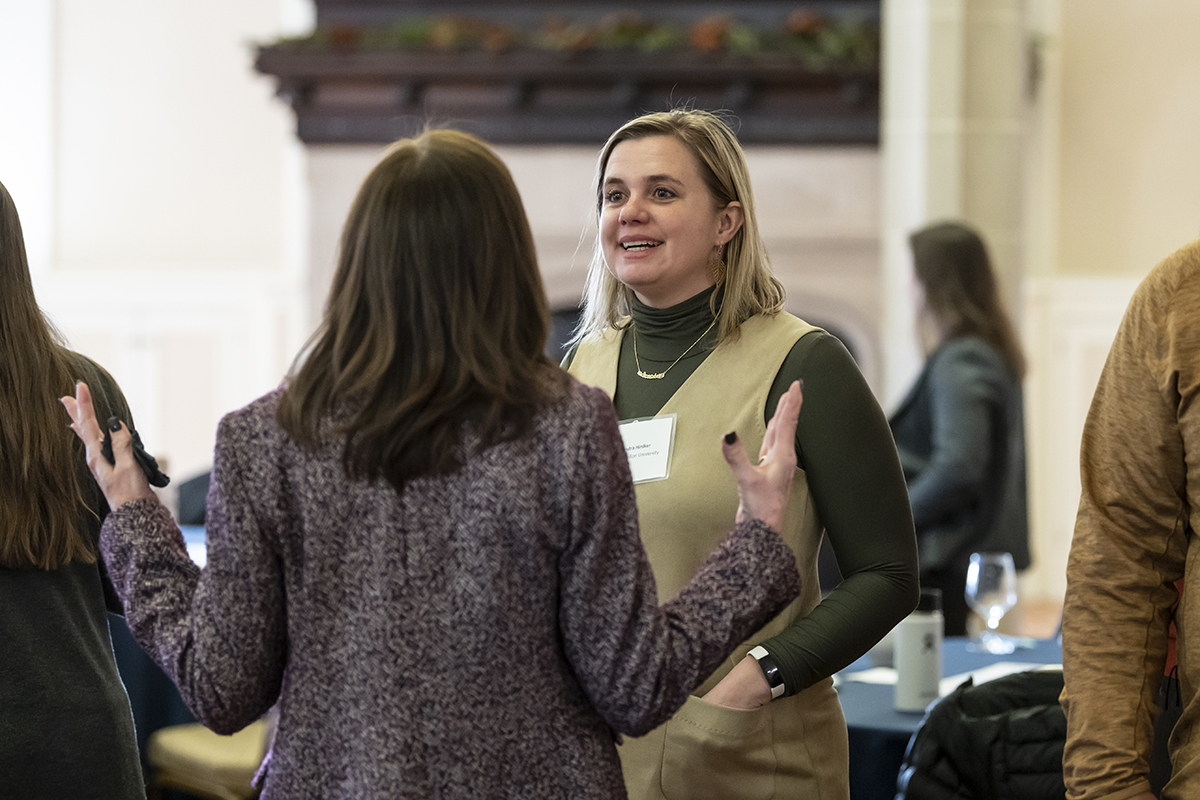 Hiniker at a March 2023 DISCOVER event at the University of Pittsburgh.