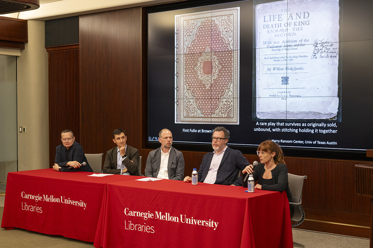 Panelists weigh in on audience questions.