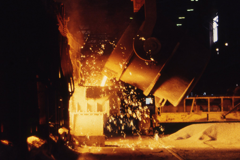 U.S. Steel Homestead Works (mill in operation), 1982. Photo from the Eugene Levy Photograph Collection, Carnegie Mellon University Archives