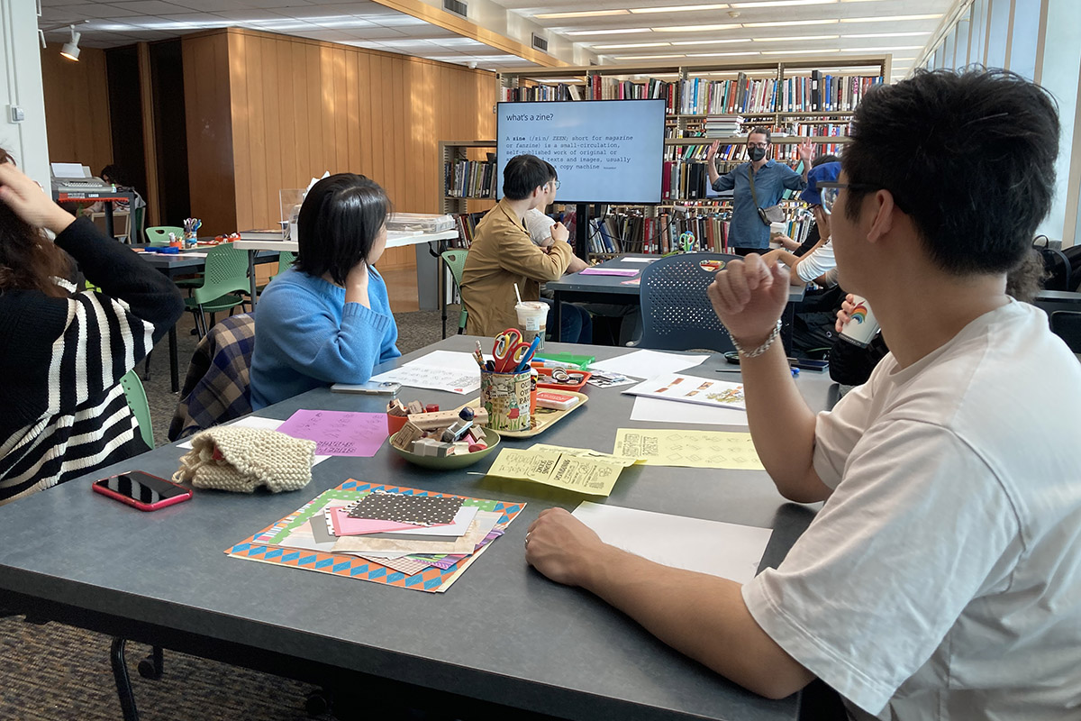 Zine workshop for thesis class (School of Architecture)