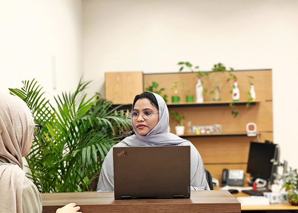 Fabeena Ummer with student